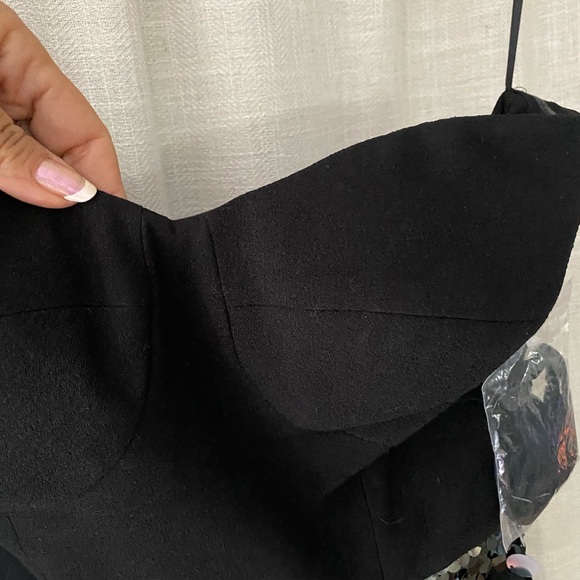 DRESS THE POPULATION - Picture 8 of 9